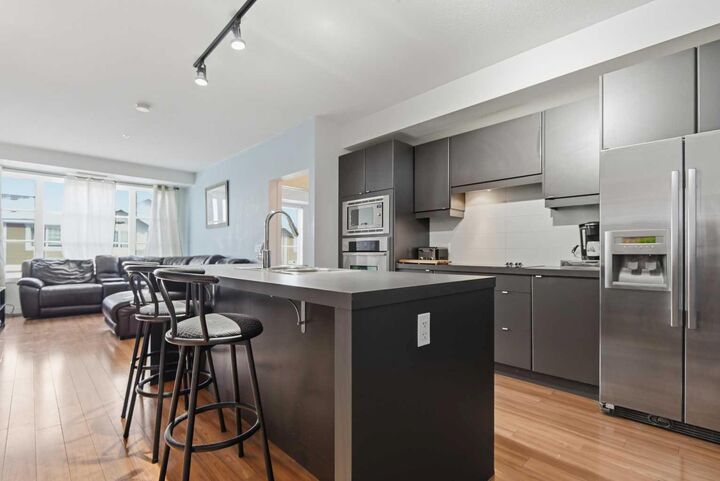 2660 22 Street 5314 — photo 1