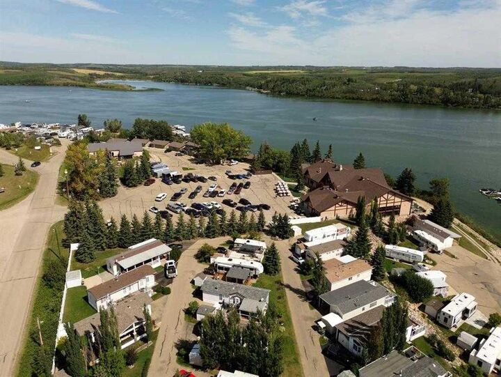 Property Photo:  25054 South Pine Lake Road 2040  AB T0M 1S0 