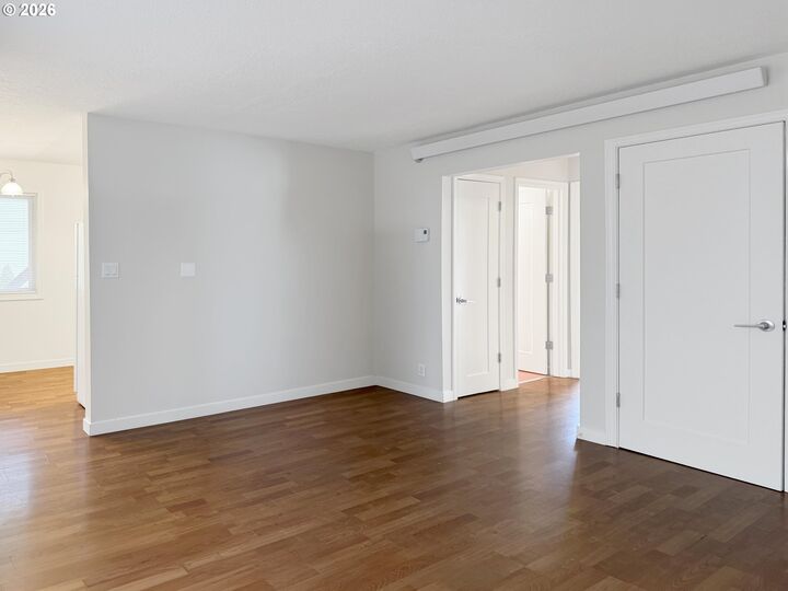 Property Photo:  8220 N Edison St  OR 97203 