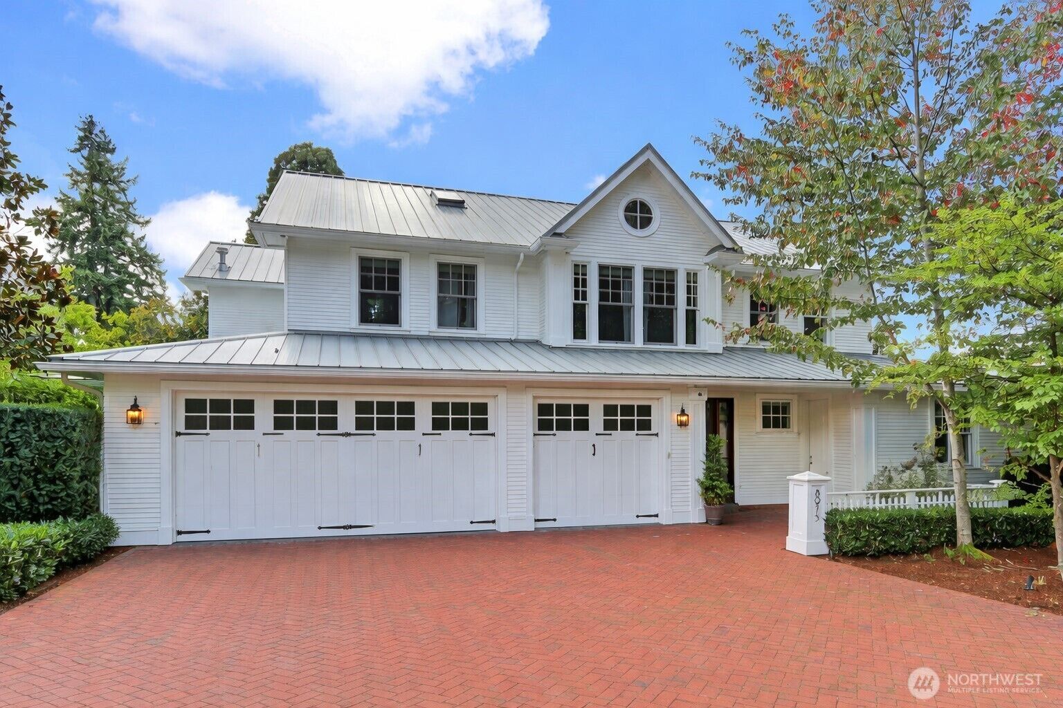 Property Photo:  8975 NE 10th Street  WA 98004 