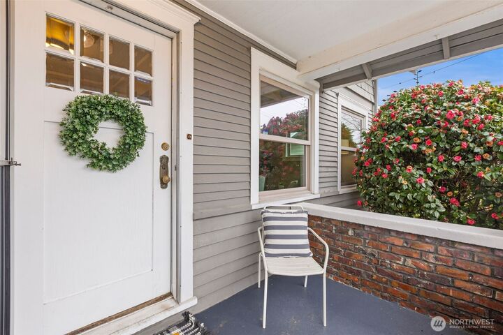 Property Photo:  711 N Adams Street  WA 98406 