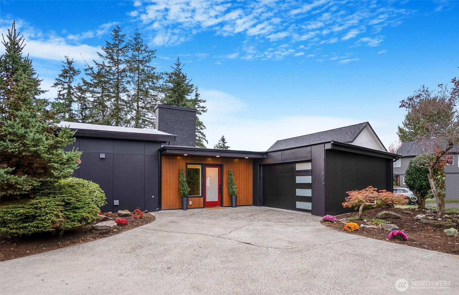Property Photo:  11647  Beacon Avenue S 1  WA 98178 