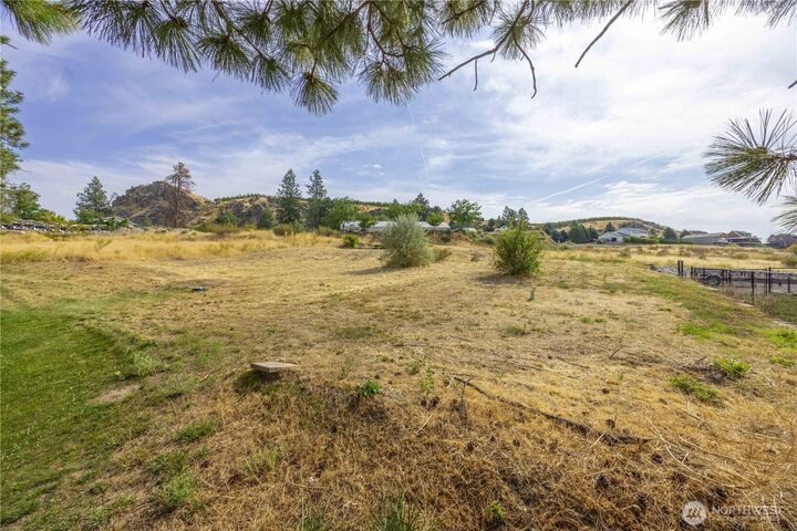 Property Photo:  103  Golf Course Dr.  WA 98846 