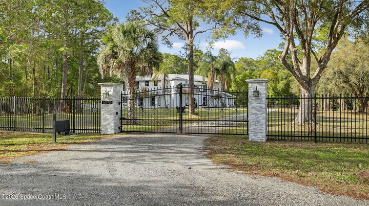 Property Photo:  5070 Junedale Drive  FL 32926 