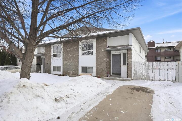 Property Photo: 114 - 116 Barber Crescent SK S7M 5M7