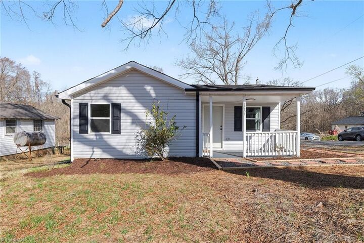 Property Photo: 1237 Irving Avenue NC 27288