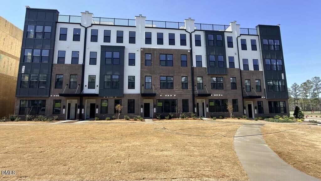 Property Photo:  615 Hedrick Rdg Road 109  NC 27519 