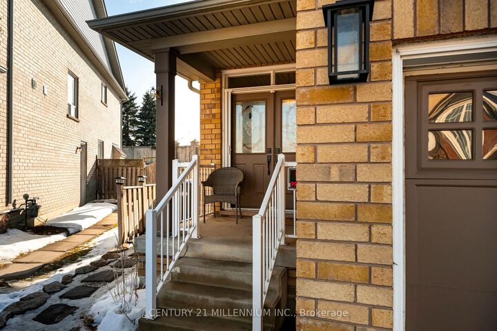 Property Photo: 42 Rubysilver Drive ON L6P 1P9