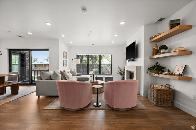 Property Photo:  2240 E Laney Ave S 203  UT 84117 