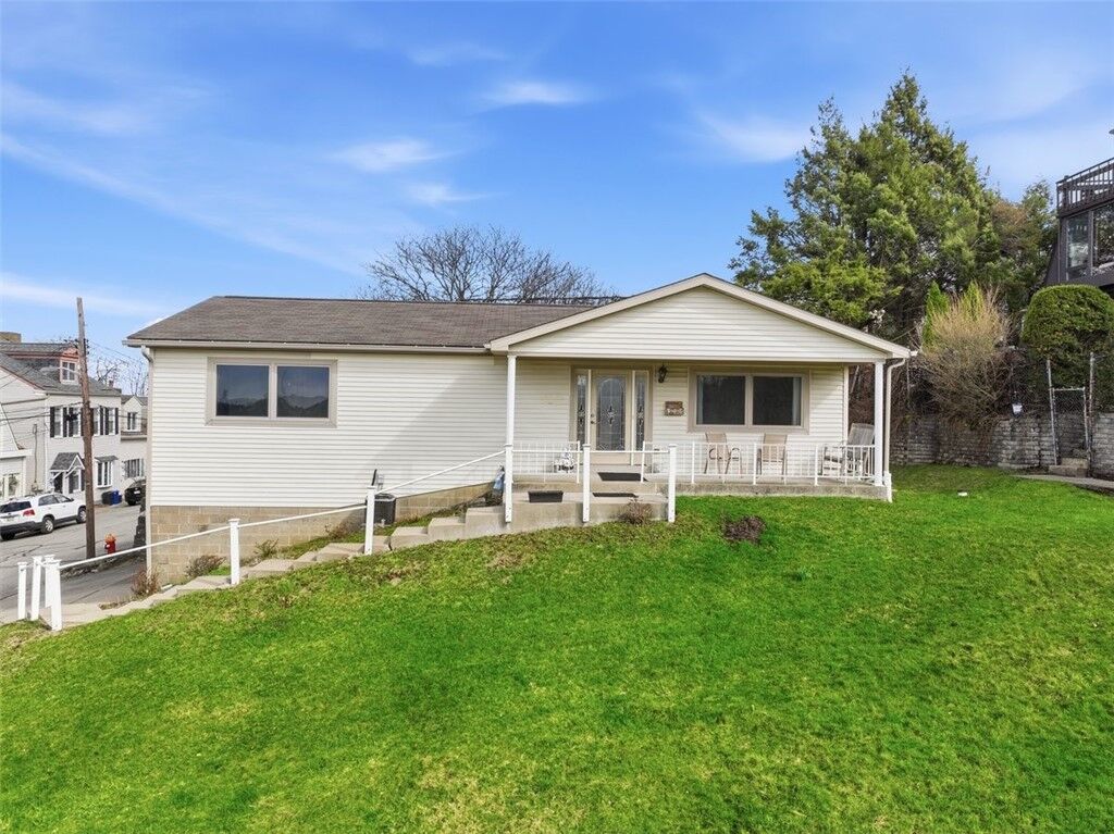 Property Photo:  2314 Sierra St  PA 15203 