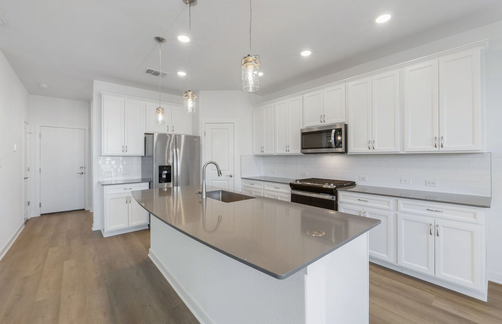 Property Photo:  209 Singing Dove Way  TX 78642 