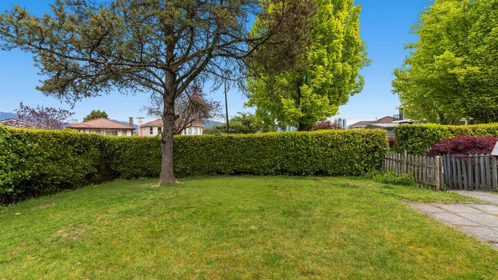 Property Photo: 3105 Dieppe Drive BC V5M 4B2
