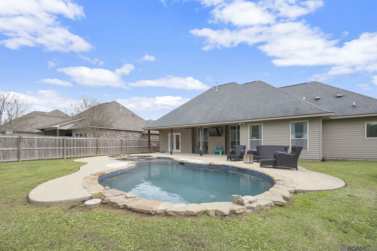 Property Photo:  18241 Old Trail Dr  LA 70769 