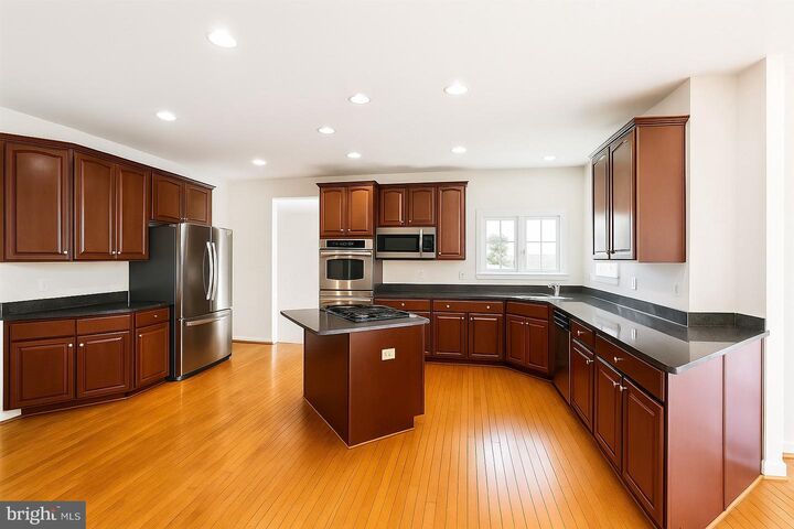 Property Photo:  13201 Quate Lane  VA 22193 