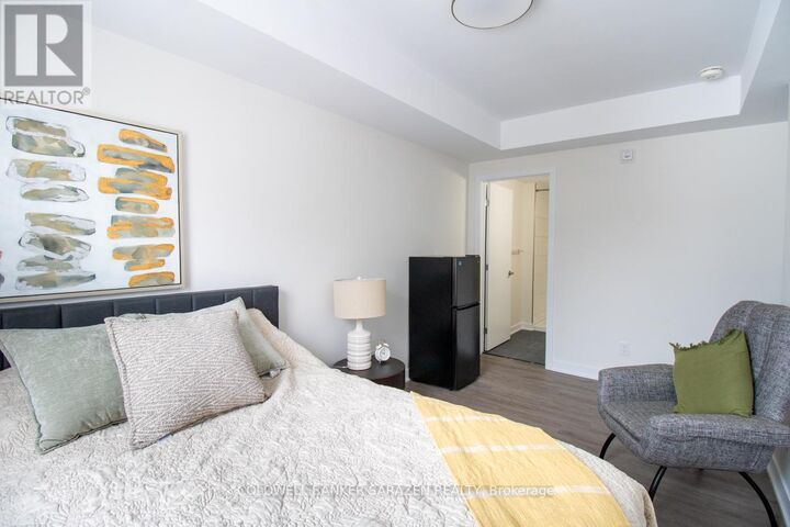Property Photo:  994 Bronson Avenue 203  ON K1S 4H1 