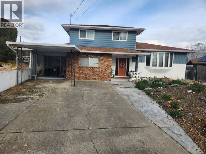 Property Photo: 36 Finch Crescent BC V0H 1V0