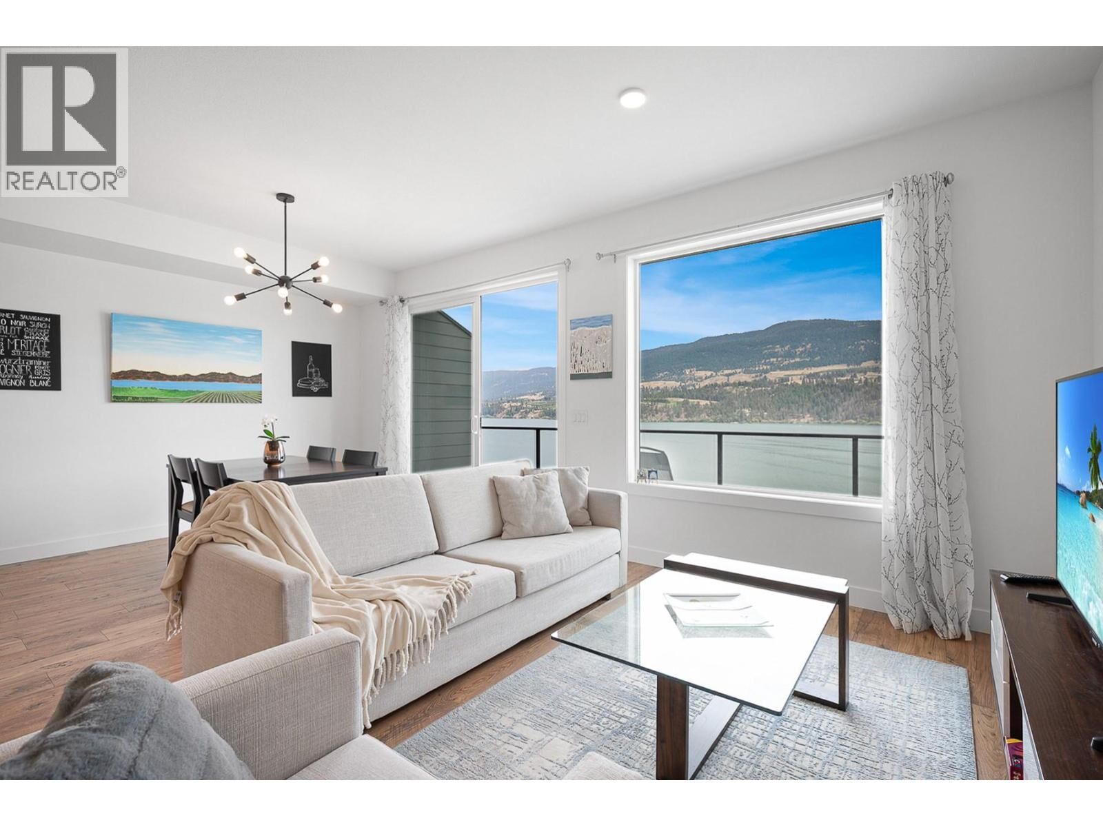 Property Photo: 12075 Oceola Road 22 BC V4V 1H1
