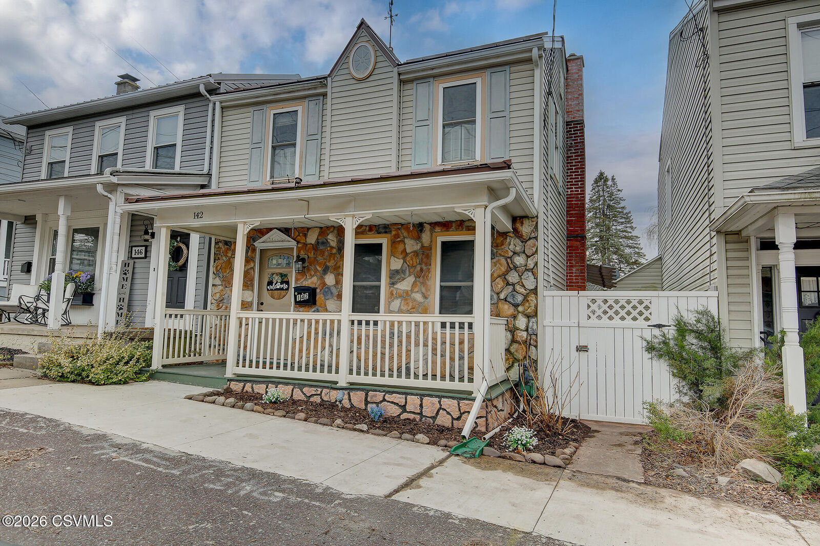 Property Photo:  142 Spruce Street  PA 17821 
