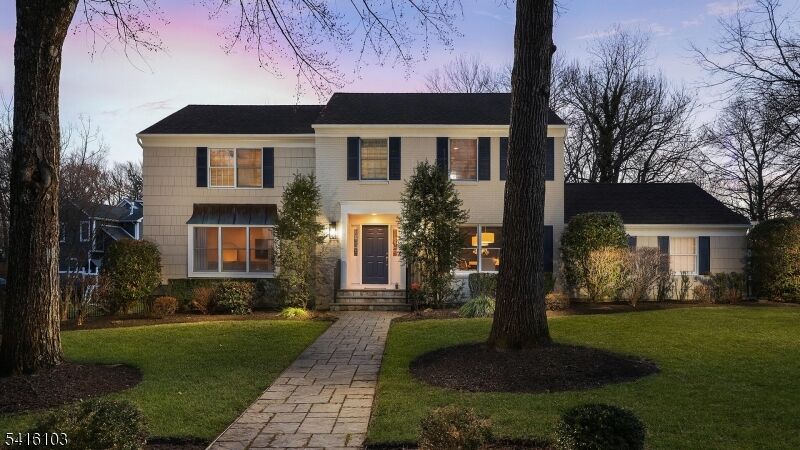 Property Photo:  9 Settlers Ln  NJ 07090 