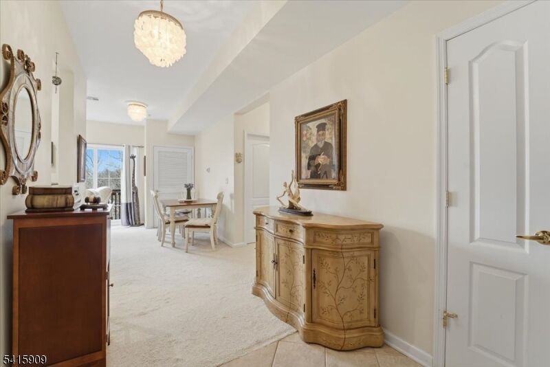 Property Photo:  375 Rifle Camp Rd 105  NJ 07424 