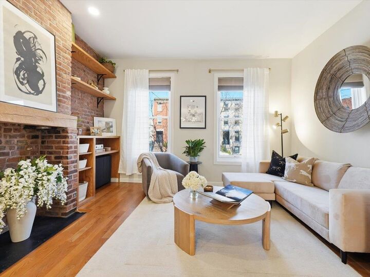 Property Photo:  295 4th St 1  NJ 07302 