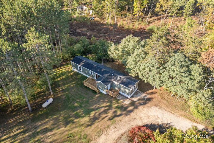 Property Photo:  10037 W Colby Road  MI 49326 