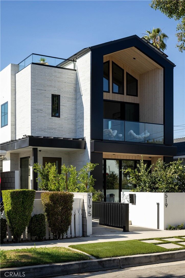 Property Photo:  519 Narcissus Avenue A  CA 92625 