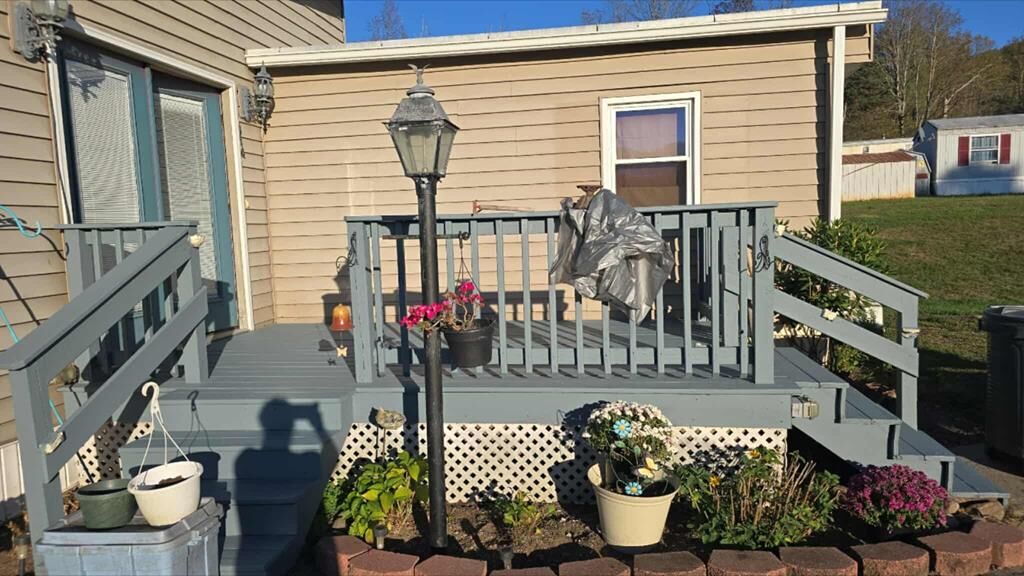 Property Photo: 25 E Delmar Meadows PA 16901