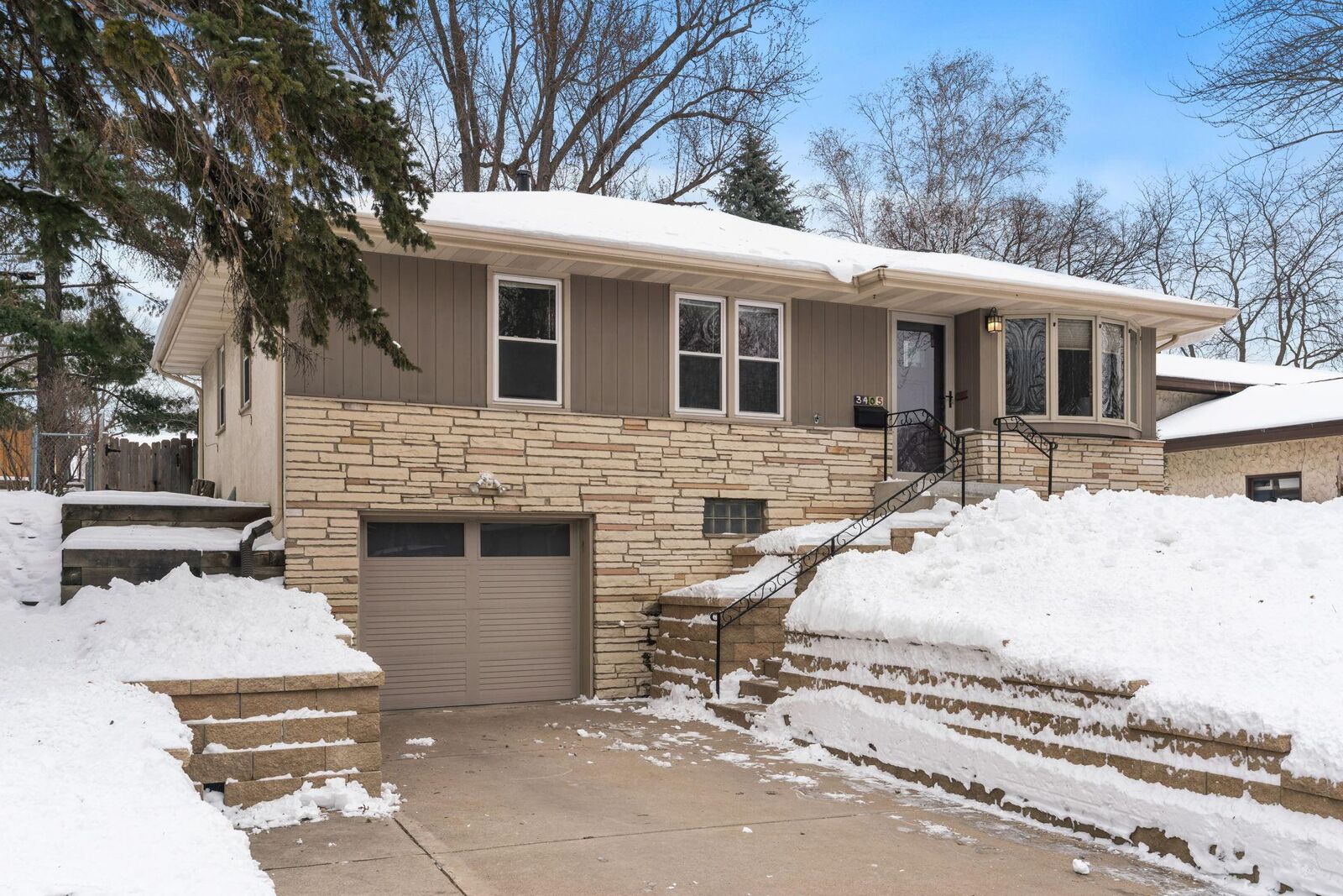 Property Photo:  3405 Cleveland Street NE  MN 55418 
