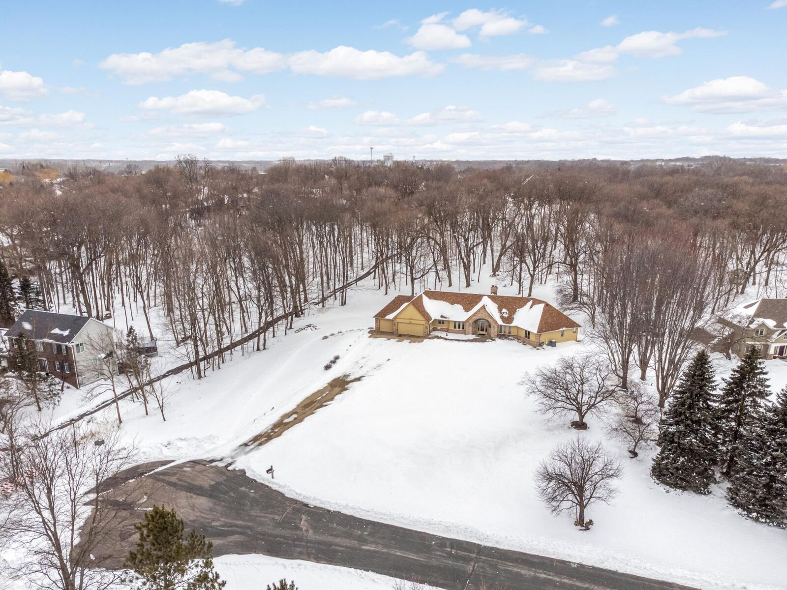 Property Photo: 2031 Timberwood Drive MN 55317