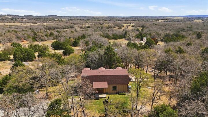 Property Photo:  2119 County Road 2585  TX 76225 