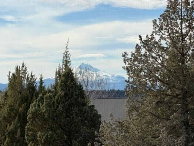 Property Photo:  SE Yarrow Avenue 67/68  OR 97741 