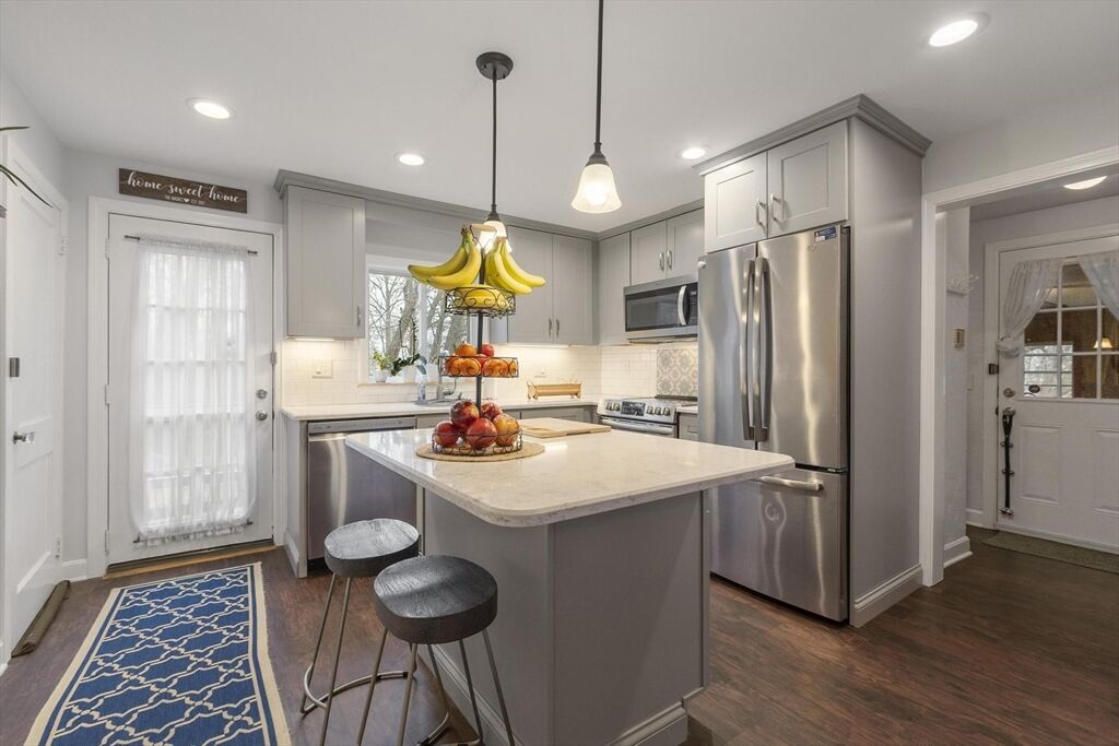Property Photo: 33 Eastford Rd MA 01501