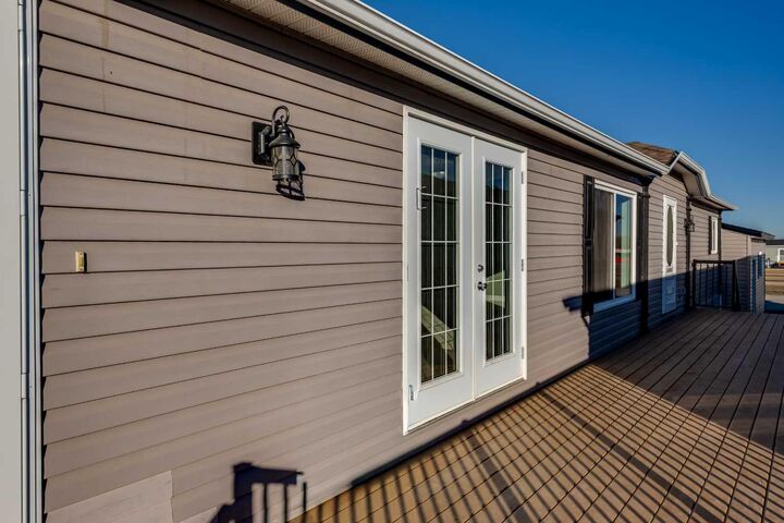 Property Photo:  18 McKay Place  AB T4M 0H7 