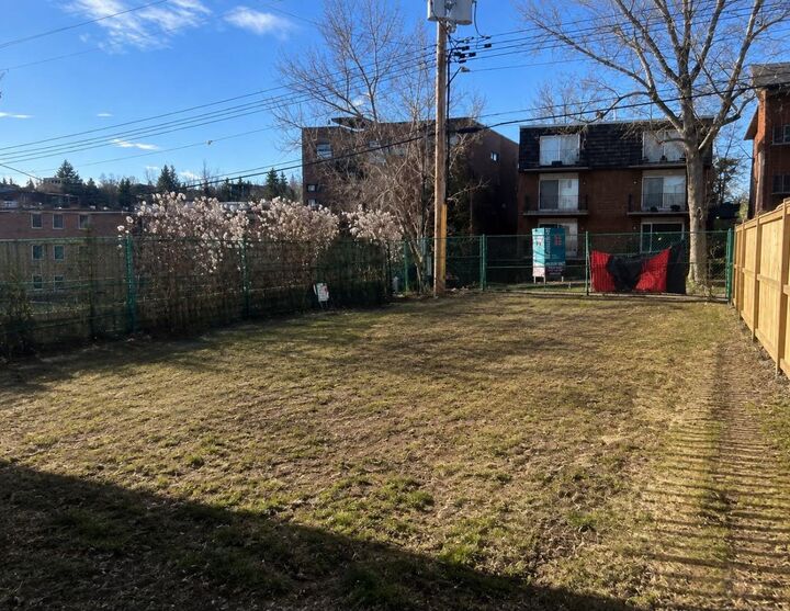2310 17 Street SW — photo 1