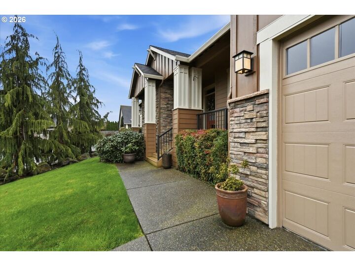 Property Photo:  17302 NE 28th Ct  WA 98642 