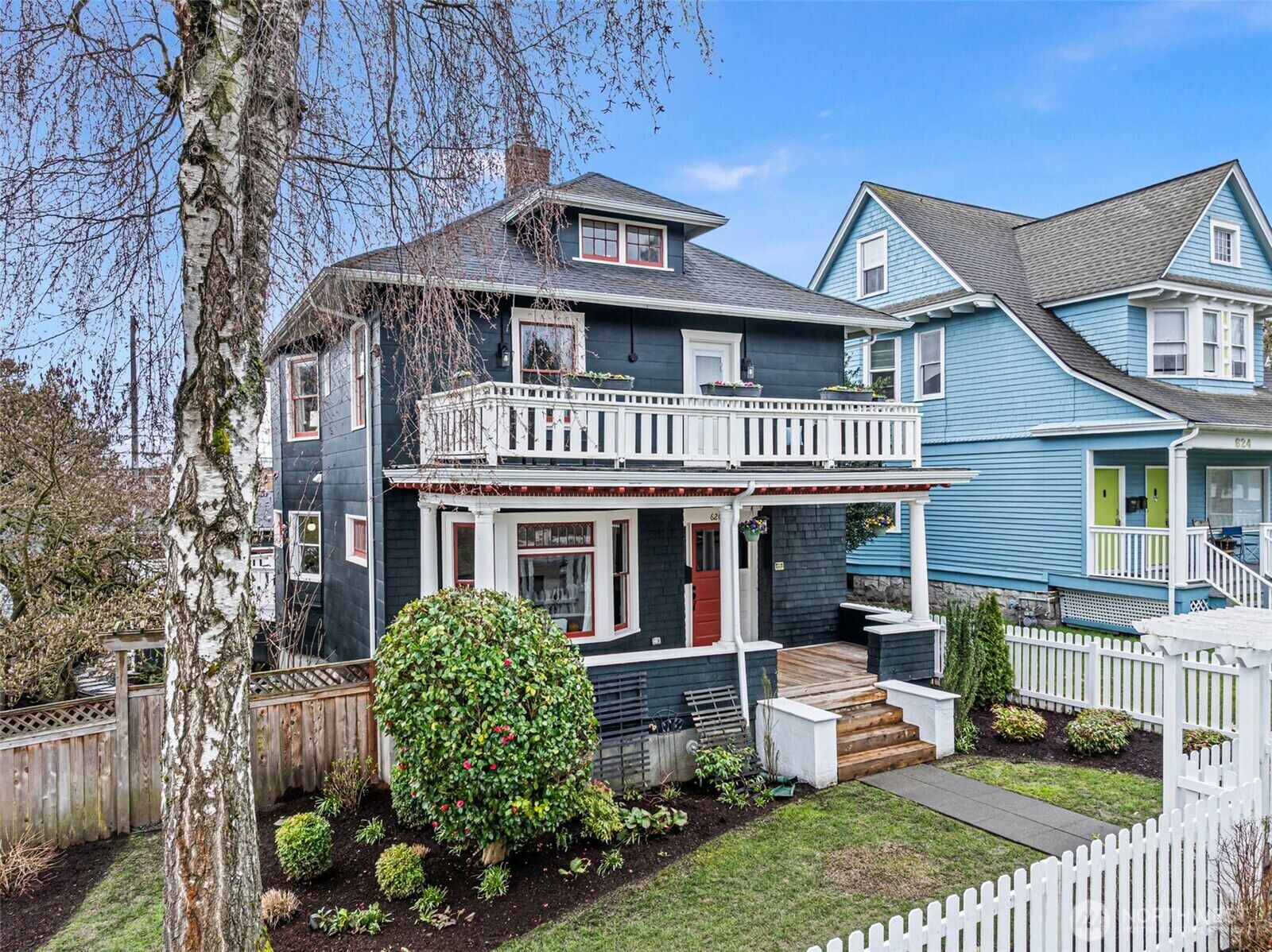 Property Photo: 620 N Ainsworth Avenue WA 98403
