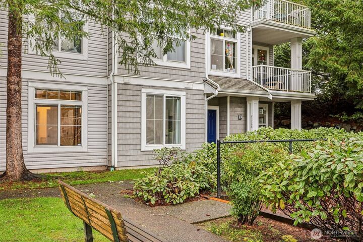 Property Photo:  23760  SE 52nd Lane 14-1  WA 98029 