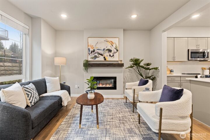 Property Photo: 18875 67th Drive NE 4 WA 98028