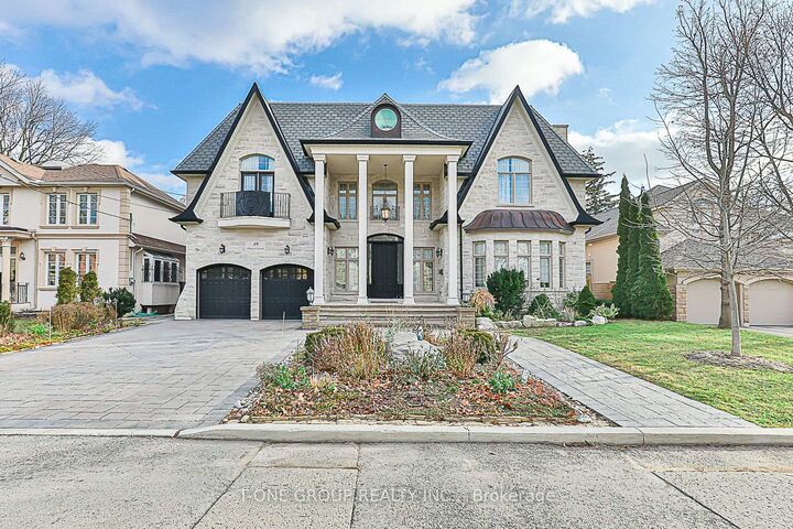Property Photo: 49 Pheasant Road ON M2M 3H1