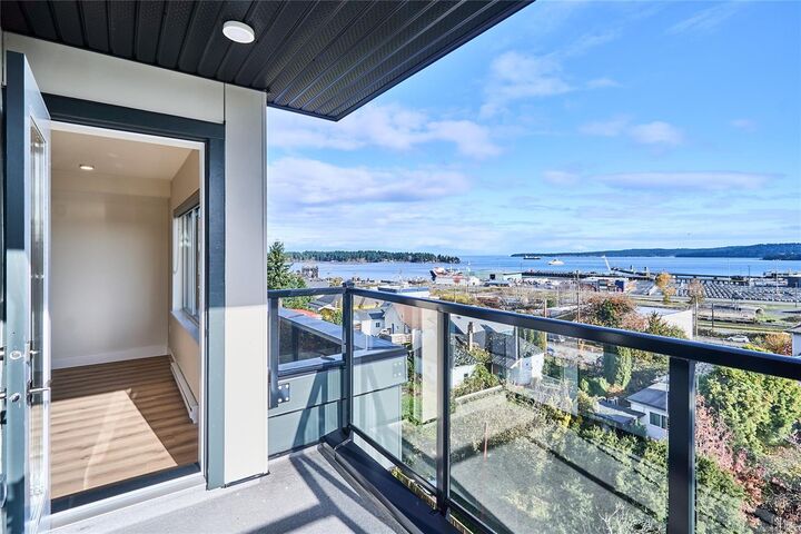 Property Photo: 45 Haliburton St #405 BC V9R 4V6