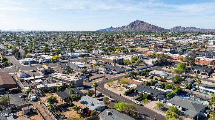 Property Photo:  2614 N 72nd Place  AZ 85257 