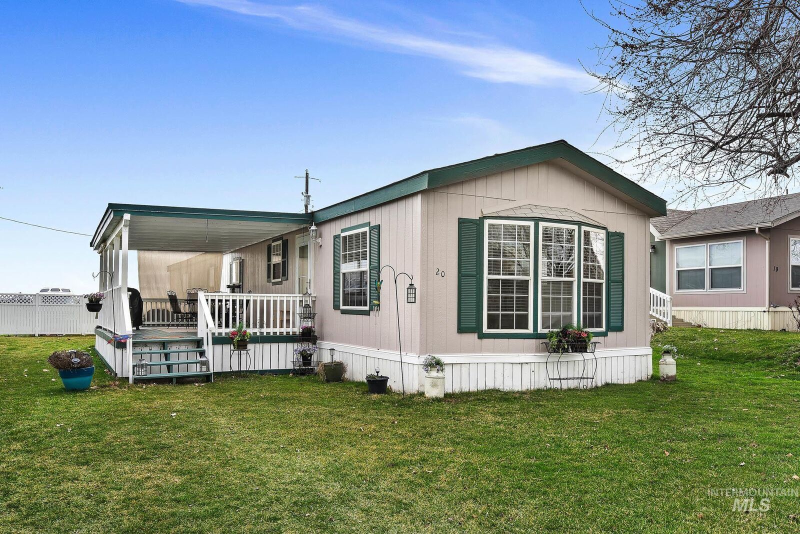 Property Photo:  4030 River Resort Dr 20  ID 83628 