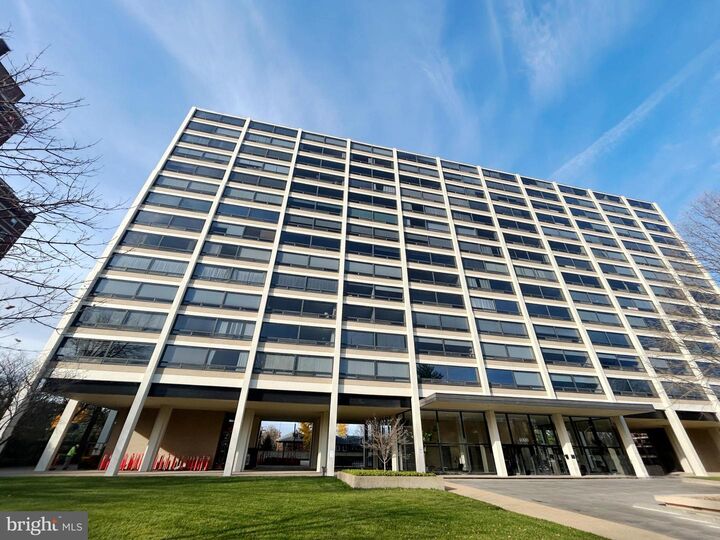 Property Photo: 4000 N Charles Street 1510 MD 21218