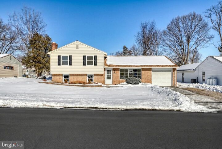 Property Photo:  118 Kim Acres Drive  PA 17055 