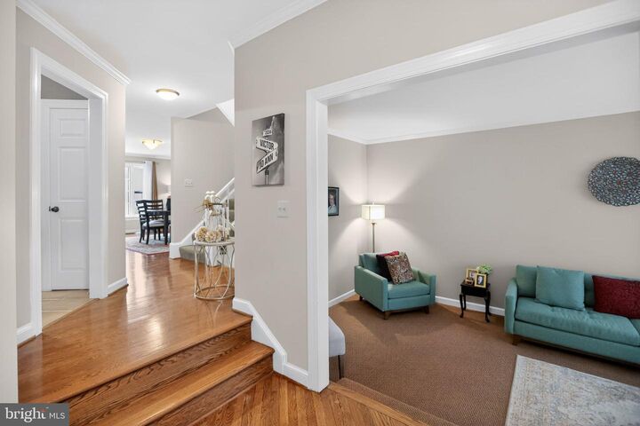 Property Photo:  6065 Estates Drive  VA 22310 