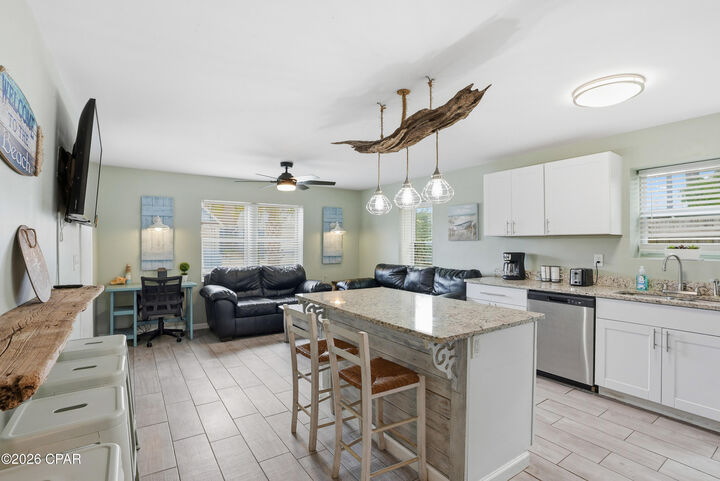 Property Photo:  5616 Pinetree Avenue  FL 32408 