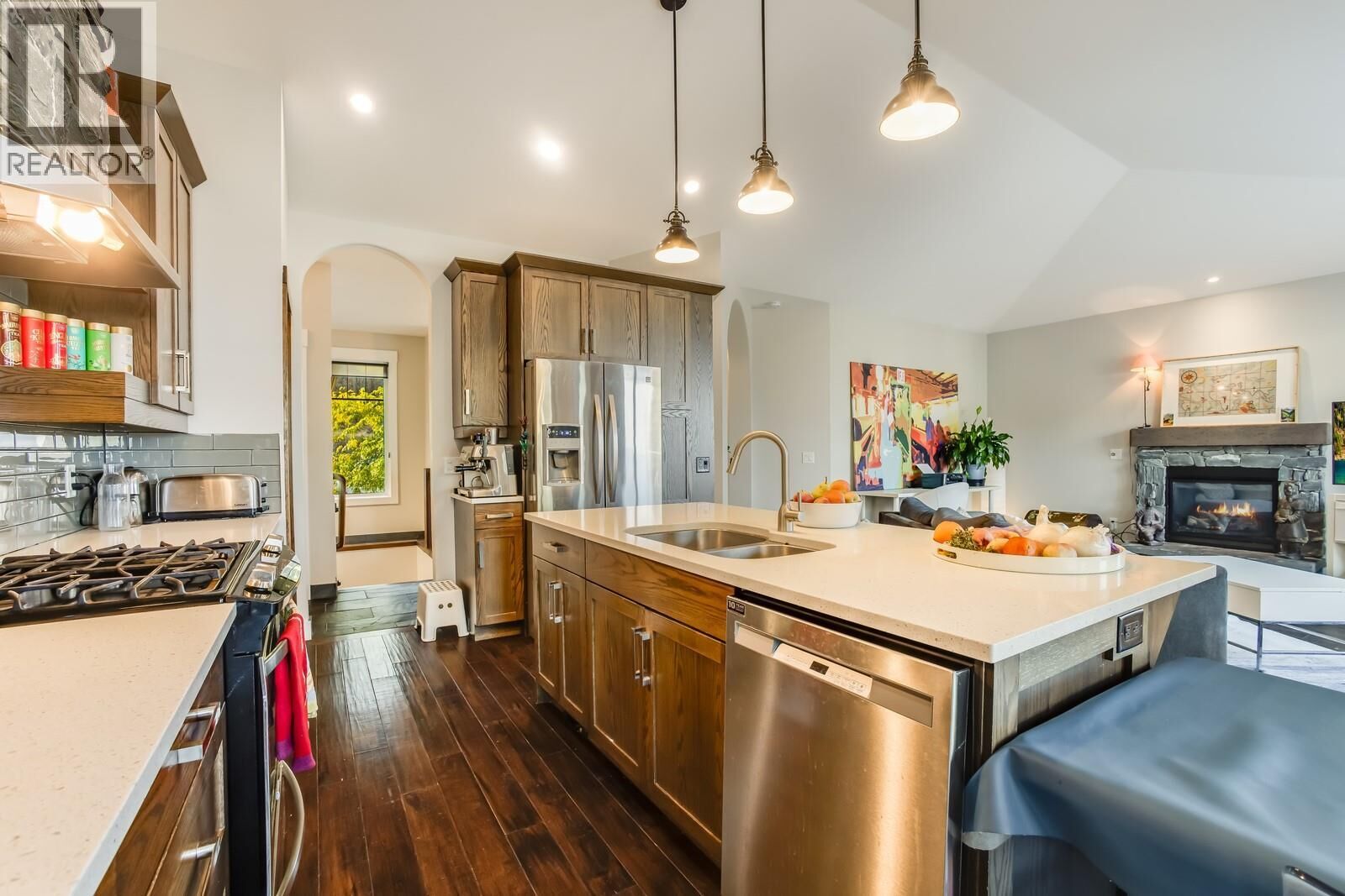Property Photo: 13093 Shoreline Drive BC V4V 2N8
