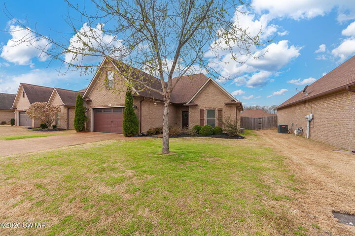 Property Photo: 37 Copper Ridge Cove TN 38305