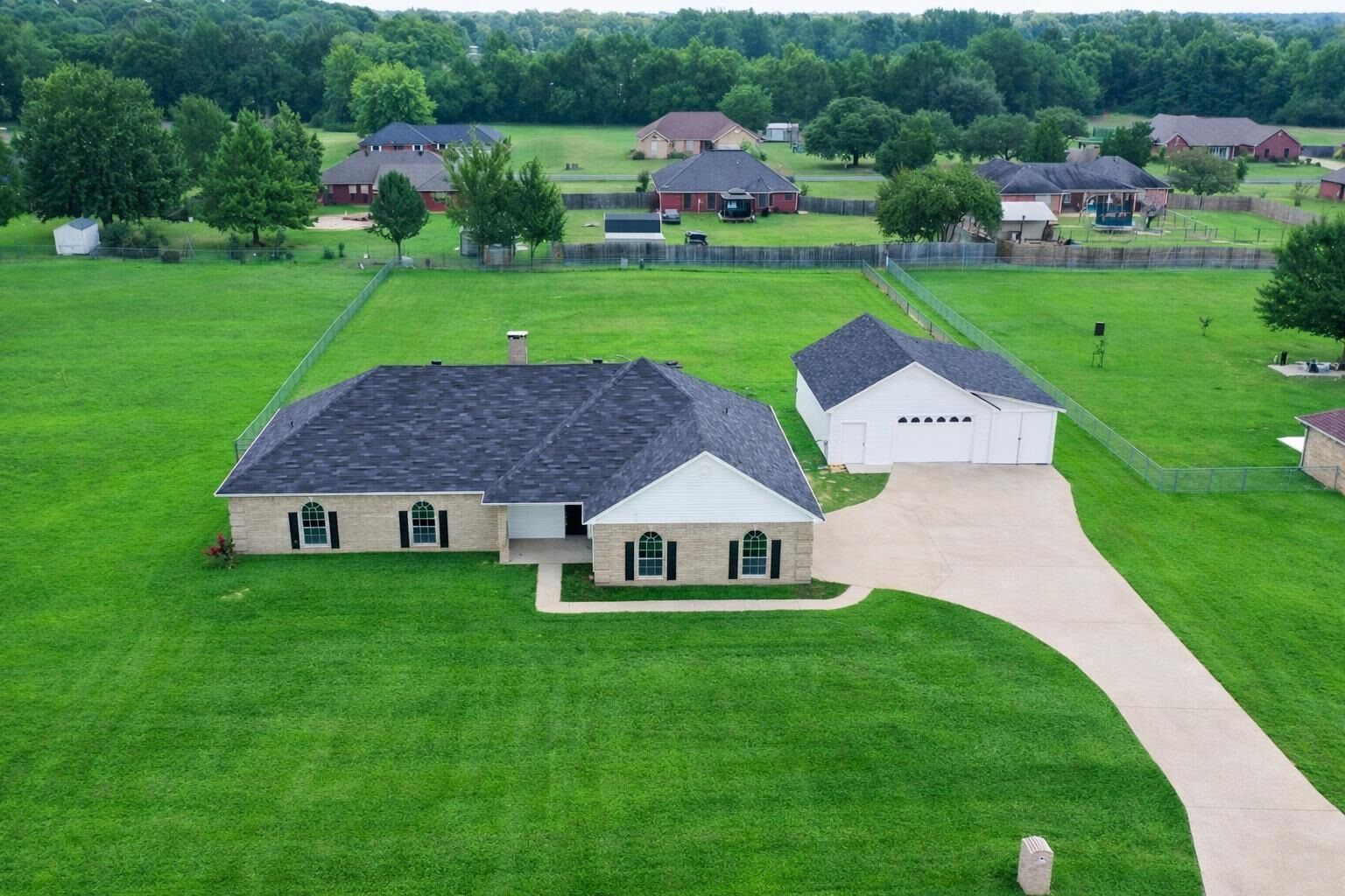 Property Photo: 9 Willow Bend TX 75570